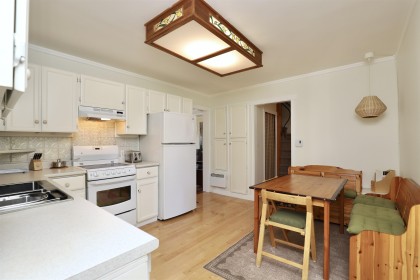 Photo 6 at 11278 Eltham Street, Southwest Maple Ridge, Maple Ridge