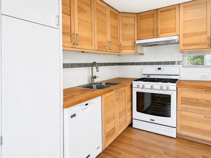 Photo 10 at 18 - 12868 229 Street, East Central, Maple Ridge