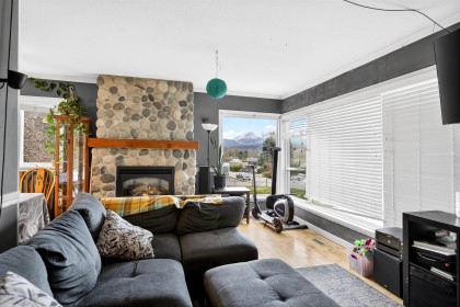 Photo 9 at 12141 230 Street, East Central, Maple Ridge