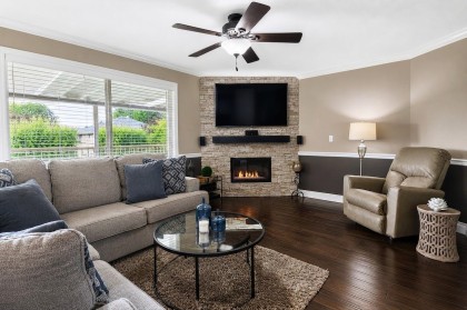 Photo 10 at 20281 Kent Street, Southwest Maple Ridge, Maple Ridge