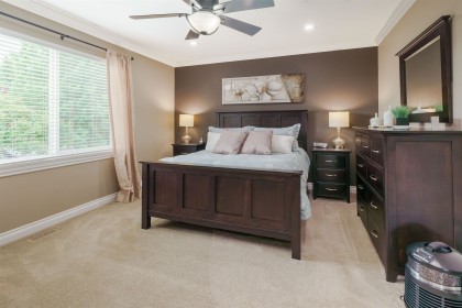 Photo 11 at 20281 Kent Street, Southwest Maple Ridge, Maple Ridge