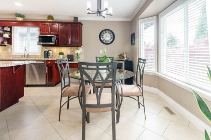 Photo 8 at 20281 Kent Street, Southwest Maple Ridge, Maple Ridge