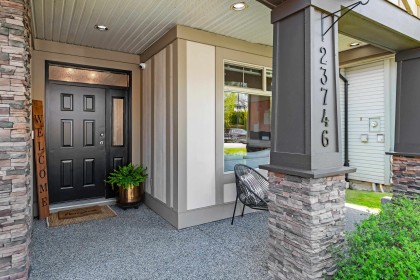 Photo 4 at 23746 110 Avenue, Cottonwood MR, Maple Ridge