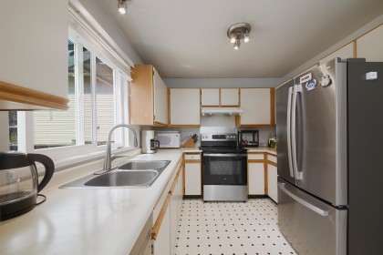 Photo 16 at 22130 River Bend, West Central, Maple Ridge