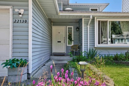 Photo 5 at 22130 River Bend, West Central, Maple Ridge