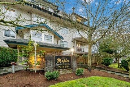 Photo 2 at 304 - 20556 113 Avenue, Southwest Maple Ridge, Maple Ridge