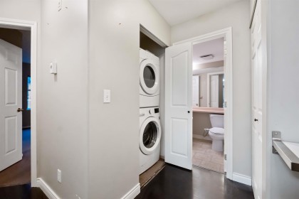 Photo 5 at 304 - 20556 113 Avenue, Southwest Maple Ridge, Maple Ridge