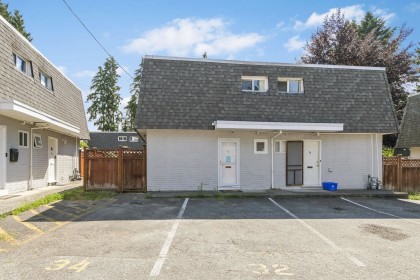 Photo 1 at 32 - 21555 Dewdney Trunk Road, West Central, Maple Ridge