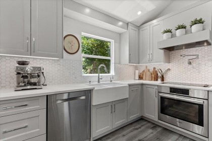 Photo 15 at 21730 River Road, West Central, Maple Ridge