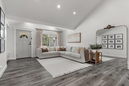 Photo 8 at 21730 River Road, West Central, Maple Ridge