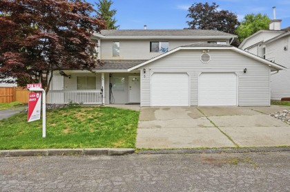 Photo 1 at 5 - 11954 Hawthorne Street, Cottonwood MR, Maple Ridge