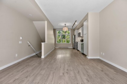 Photo 10 at 22 - 2325 Ranger Lane, Riverwood, Port Coquitlam