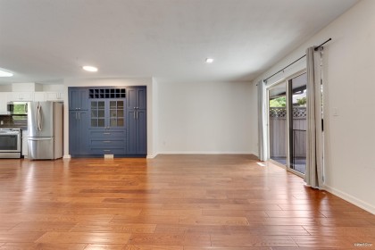 Photo 9 at 15 - 11860 210 Street, Southwest Maple Ridge, Maple Ridge