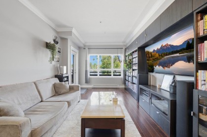 Photo 2 at 203 - 2664 Kingsway Avenue, Central Pt Coquitlam, Port Coquitlam