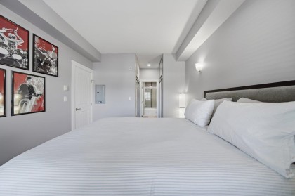 Photo 11 at 203 - 2664 Kingsway Avenue, Central Pt Coquitlam, Port Coquitlam