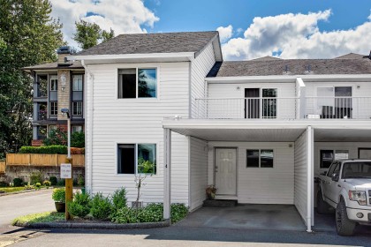 Photo 2 at 4 - 12070 207a Street, Northwest Maple Ridge, Maple Ridge