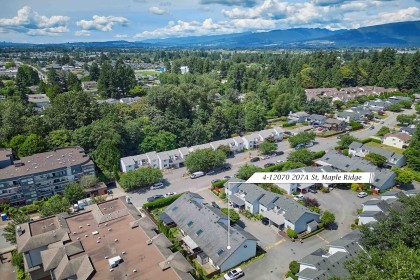 Photo 32 at 4 - 12070 207a Street, Northwest Maple Ridge, Maple Ridge