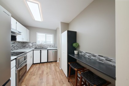Photo 10 at 4 - 12070 207a Street, Northwest Maple Ridge, Maple Ridge