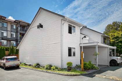 Photo 29 at 4 - 12070 207a Street, Northwest Maple Ridge, Maple Ridge