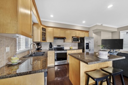 Photo 11 at 11812 191a Street, Central Meadows, Pitt Meadows