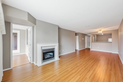 Photo 7 at 402 - 12148 224 Street, East Central, Maple Ridge