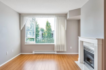 Photo 5 at 402 - 12148 224 Street, East Central, Maple Ridge