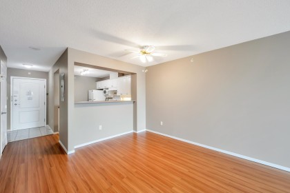 Photo 9 at 402 - 12148 224 Street, East Central, Maple Ridge