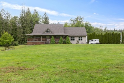 Photo 2 at 9955 Odell Street, Whonnock, Maple Ridge