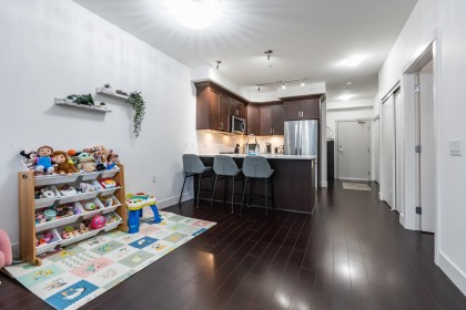Photo 4 at 205 - 2436 Kelly Avenue, Central Pt Coquitlam, Port Coquitlam