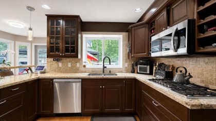 Photo 12 at 20516 124a Avenue, Northwest Maple Ridge, Maple Ridge