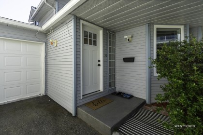 Photo 2 at 1 - 19236 119 Avenue, Central Meadows, Pitt Meadows