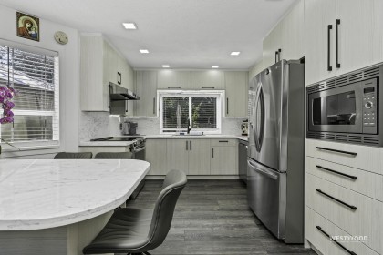 Photo 8 at 1 - 19236 119 Avenue, Central Meadows, Pitt Meadows