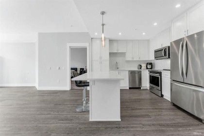 Photo 3 at 4415 - 2180 Kelly Avenue, Central Pt Coquitlam, Port Coquitlam
