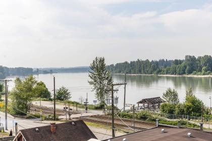 Photo 24 at 409 - 22327 River Road, West Central, Maple Ridge