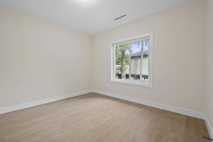 Photo 12 at 1 - 1433 Barberry Drive, Birchland Manor, Port Coquitlam
