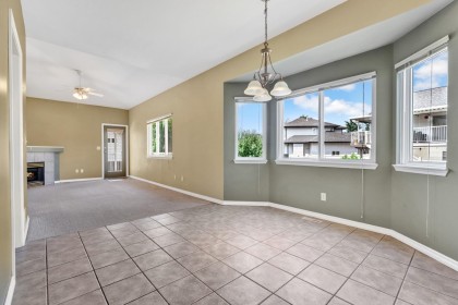 Photo 11 at 20135 121st Avenue, Northwest Maple Ridge, Maple Ridge