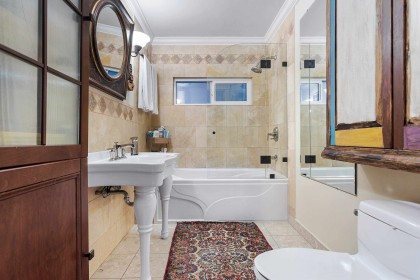 Photo 11 at 3477 Raleigh Street, Woodland Acres PQ, Port Coquitlam