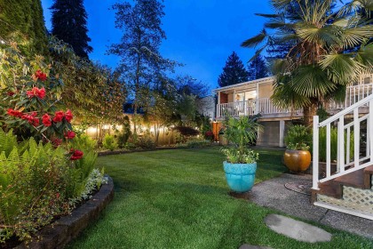 Photo 21 at 3477 Raleigh Street, Woodland Acres PQ, Port Coquitlam