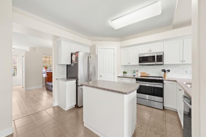 Photo 7 at 10292 242b Street, Albion, Maple Ridge