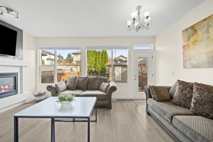 Photo 3 at 10292 242b Street, Albion, Maple Ridge