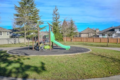 Photo 38 at 2 - 915 Fort Fraser Rise, Citadel PQ, Port Coquitlam