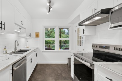 Photo 6 at 21662 River Road, West Central, Maple Ridge