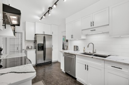 Photo 9 at 21662 River Road, West Central, Maple Ridge