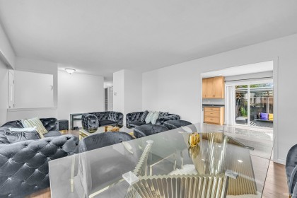 Photo 7 at 22938 Fuller Avenue, East Central, Maple Ridge