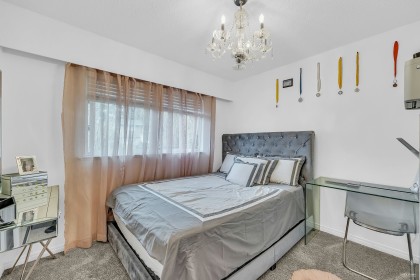 Photo 24 at 22938 Fuller Avenue, East Central, Maple Ridge