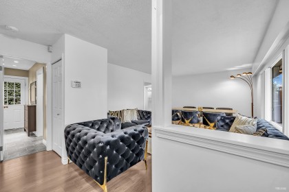 Photo 10 at 22938 Fuller Avenue, East Central, Maple Ridge