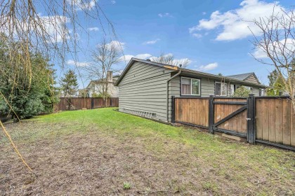Photo 33 at 22938 Fuller Avenue, East Central, Maple Ridge