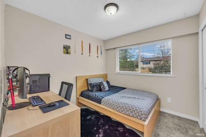 Photo 25 at 22938 Fuller Avenue, East Central, Maple Ridge