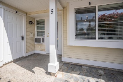 Photo 3 at 5 - 23575 119 Avenue, Cottonwood MR, Maple Ridge