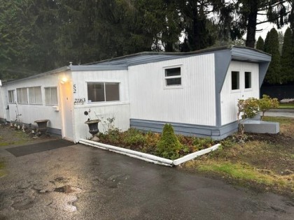 Photo 1 at 52 - 21163 Lougheed Highway, Southwest Maple Ridge, Maple Ridge